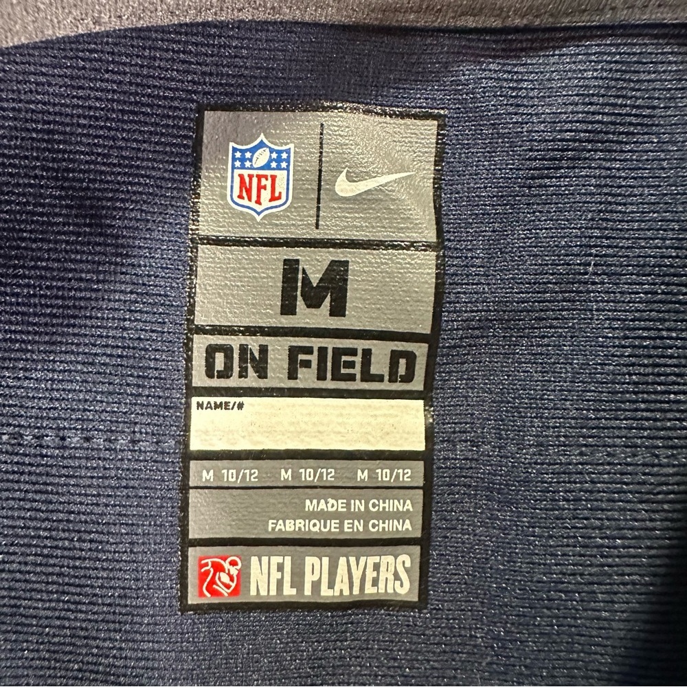 Nike On Field Marshawn Lynch Seattle Seahawks Jersey Size M 10/12 YOUTH - Picture 5 of 13